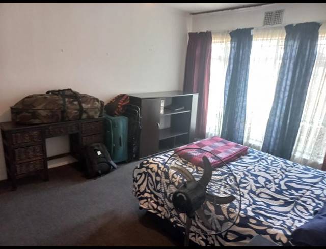 4 BEDROOM HOUSE FOR SALE IN VAN DYK PARK